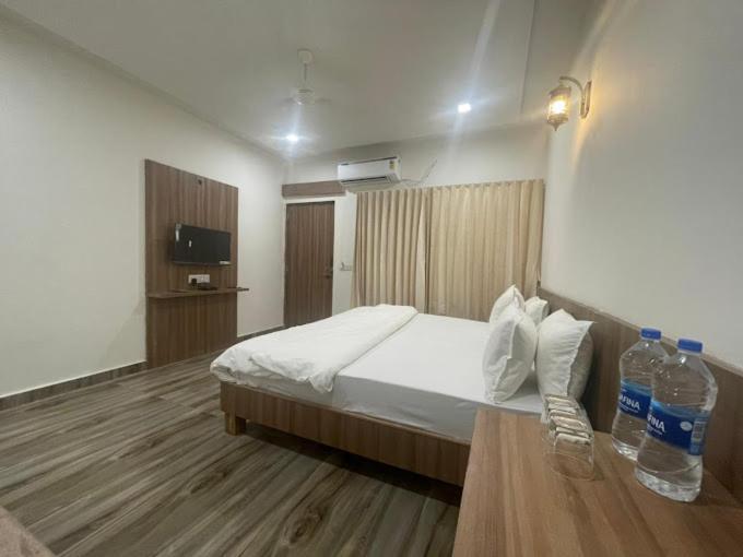 Gir Night Resort Sasan Gir Zewnętrze zdjęcie